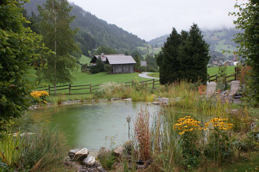 Schwimmteich Berner Oberland